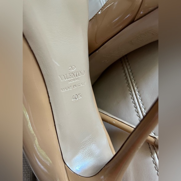 Valentino beige patent bow peep toe platform pumps - Picture 6 of 9
